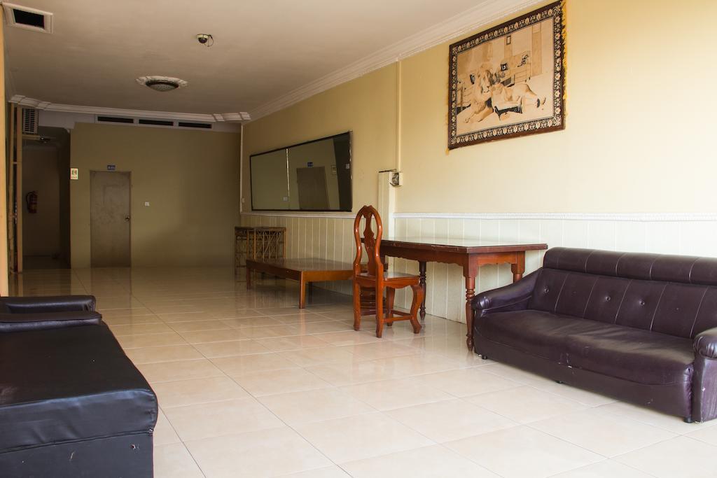 Royal Guest House Phnom Penh Exterior photo